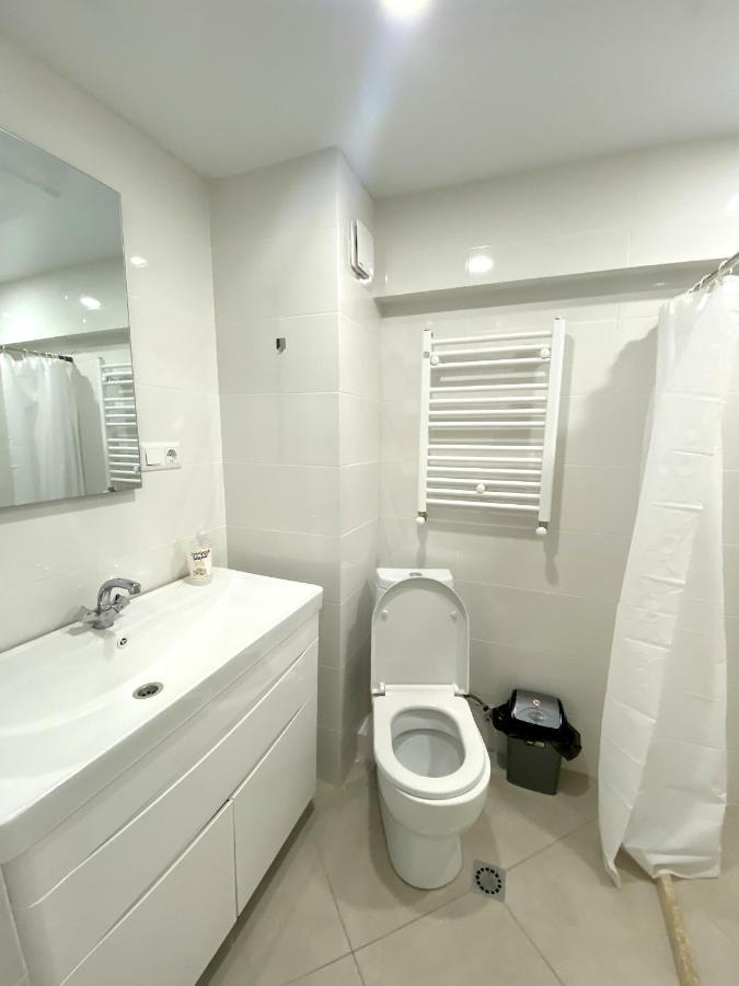 Gss - B Apartment Tbilisi Ngoại thất bức ảnh